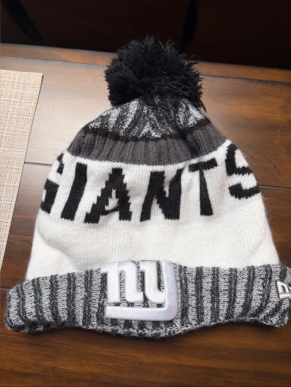 NFL Kids New York Giants Black White Gray Pom Beanie